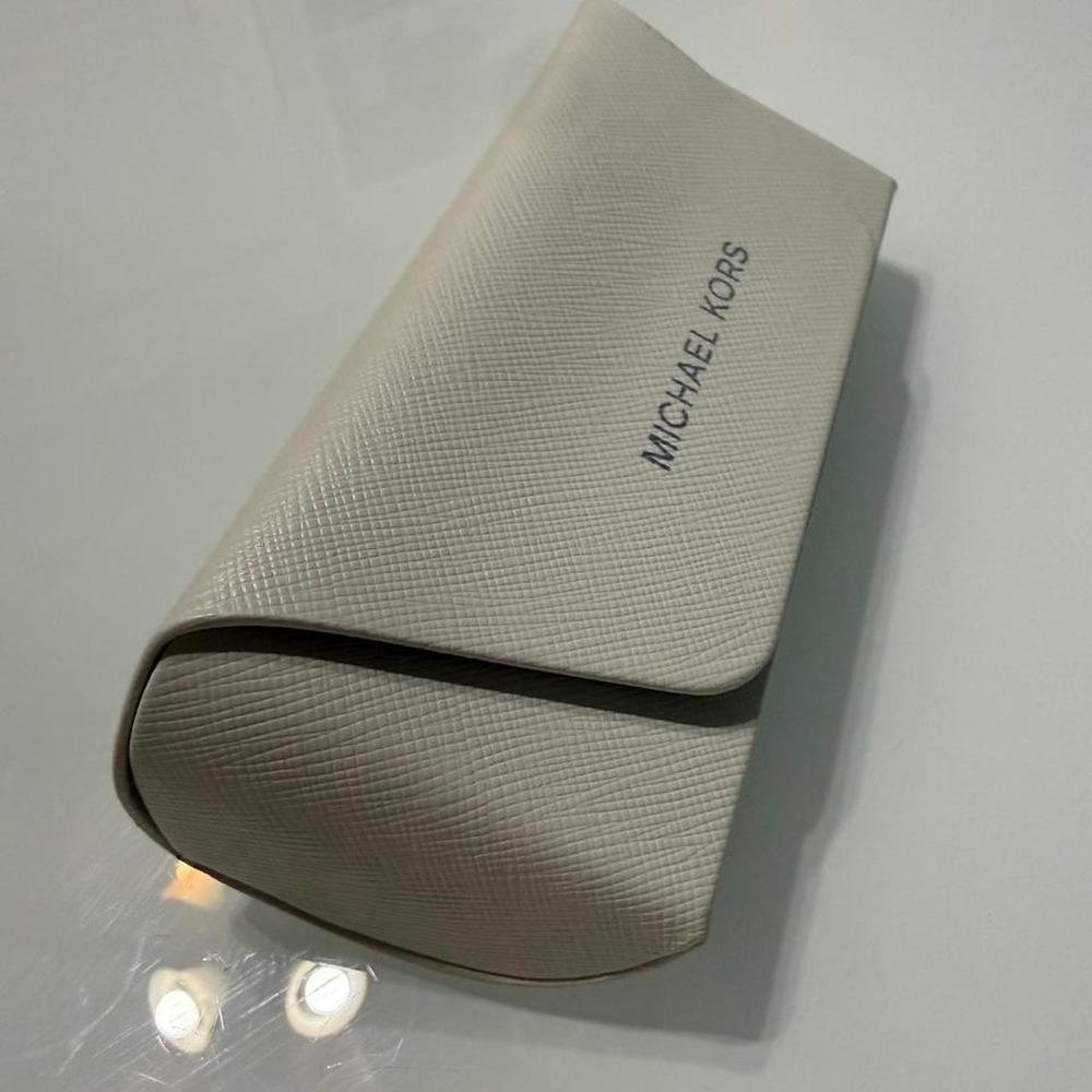 Michael Kors White Textured Hard Shell Eyeglasses Sunglasses Case